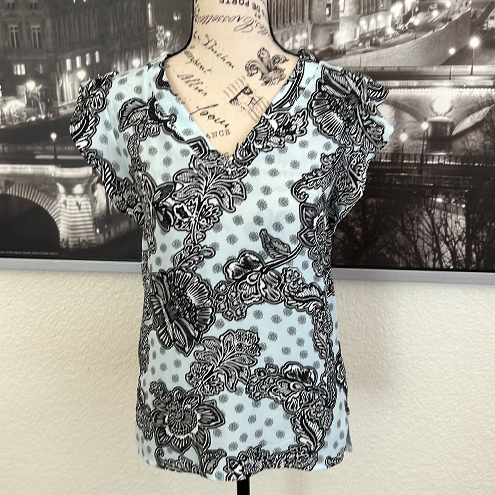 Express Sleeveless Top